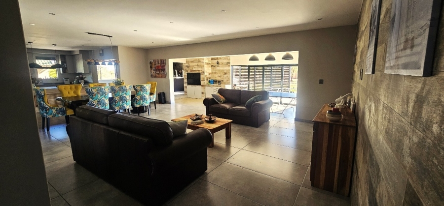 To Let 7 Bedroom Property for Rent in Wigwam North West